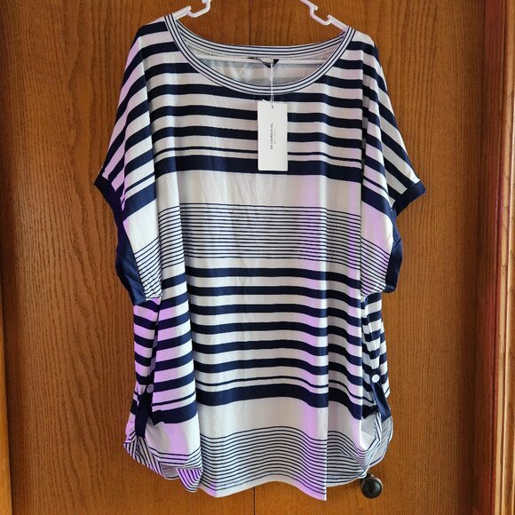 NWT Bloomchic 26W Striped Stretchy Tee BLUE/WHITE Side Button Detailing - Picture 2 of 11